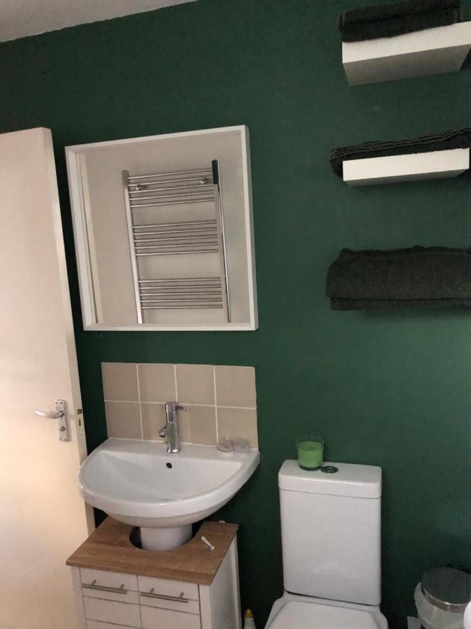 Home From Home, Close To Redditch Hospital Abb エクステリア 写真