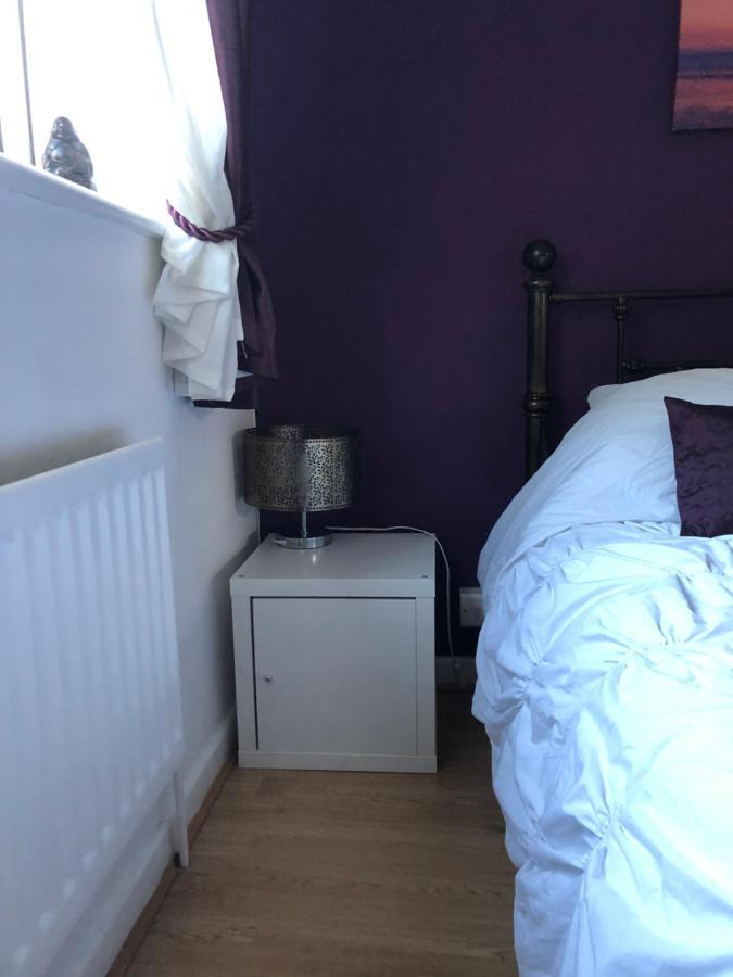 Home From Home, Close To Redditch Hospital Abb エクステリア 写真